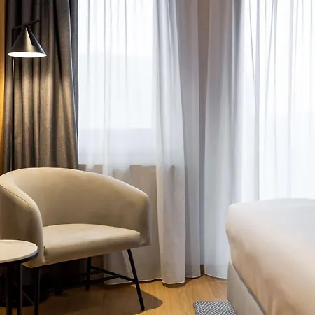 Radisson & Suites, Gdansk, Wyspa Spichrzow 4*