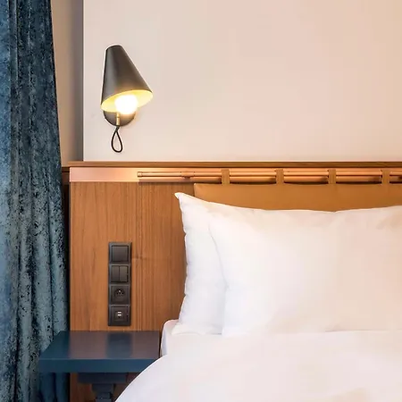 Radisson & Suites, Gdansk, Wyspa Spichrzow 4*